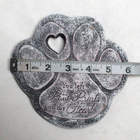 Animal Paw Prints Memorial Pet Stone With Heart Cut Out and Saying or Text - Picture 3 of 6